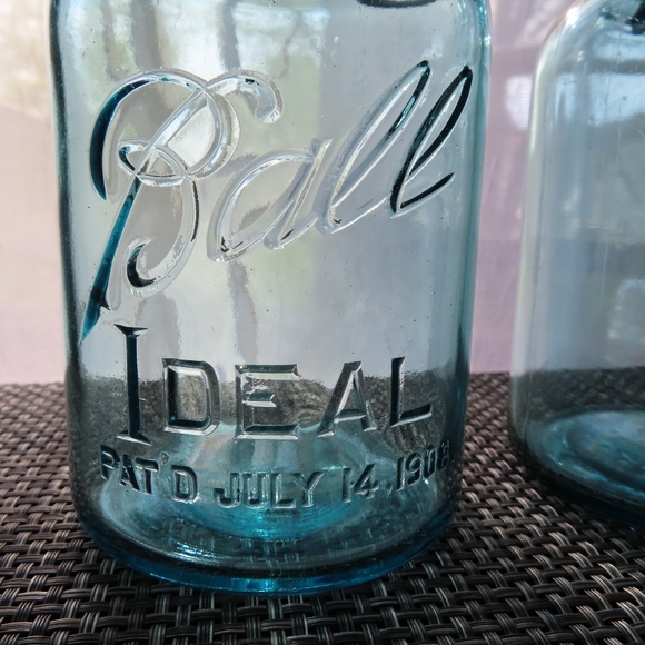 Vintage Antique Ball Mason Jars - Picture 4 of 12